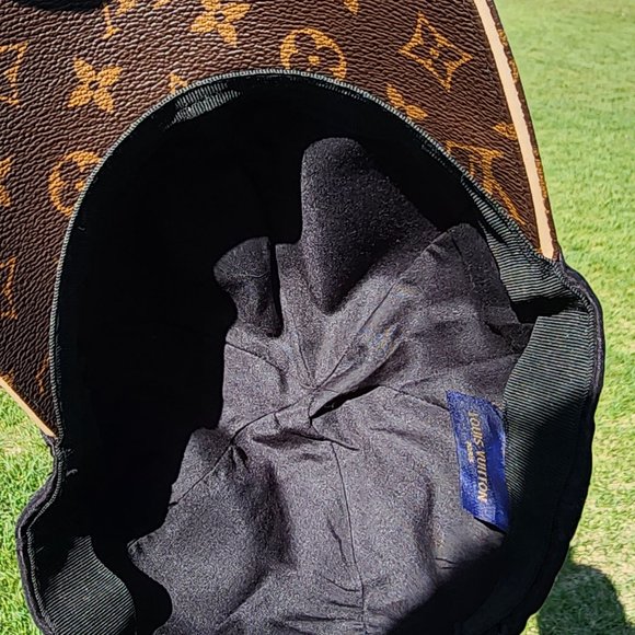 LOUIS VUITTON MONOGRAM UNISEX BASEBALL CAP - Picture 15 of 16